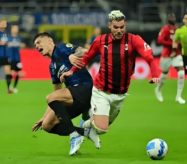 今晨那不勒斯备战意大利杯，内部沟通细节曝光，信心回归，数据趋势出现新变化的简单介绍