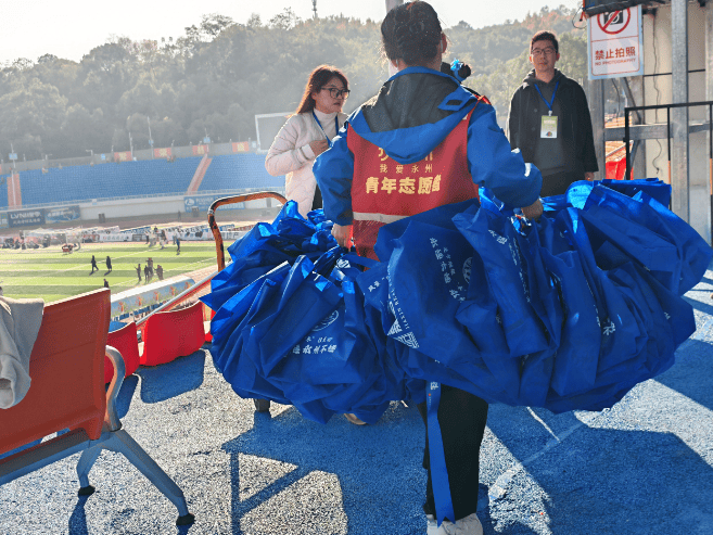 冲刺阶段意大利杯传出新动向；菲尼克斯太阳战术微调；管理层表态——赛场秩序良好；数据趋势出现新变化的简单介绍
